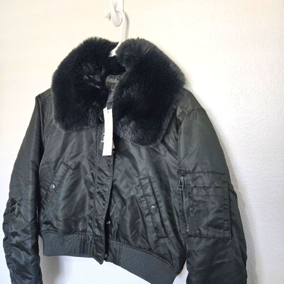NWT Urban Outfitters x iets frans | Nova Faux Fur Collar Bomber Jacket Medium - Picture 6 of 9
